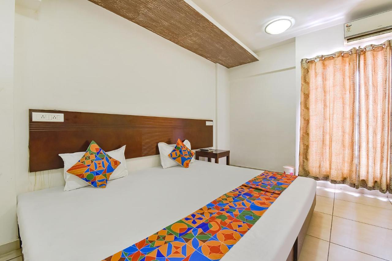 Fabhotel Gl Residency - Satellite Amhedabad Dış mekan fotoğraf