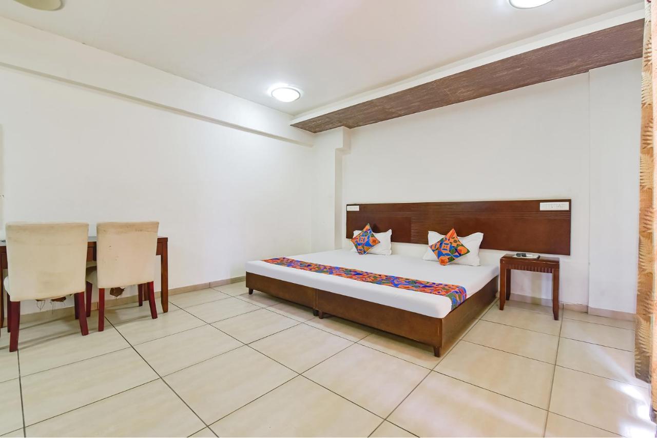 Fabhotel Gl Residency - Satellite Amhedabad Dış mekan fotoğraf