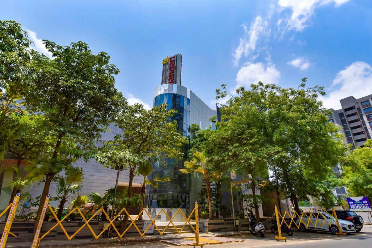 Fabhotel Gl Residency - Satellite Amhedabad Dış mekan fotoğraf